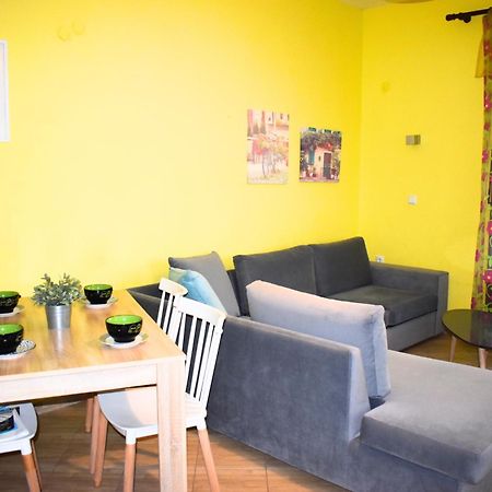 Lila'S House Apartment Принос Екстериор снимка